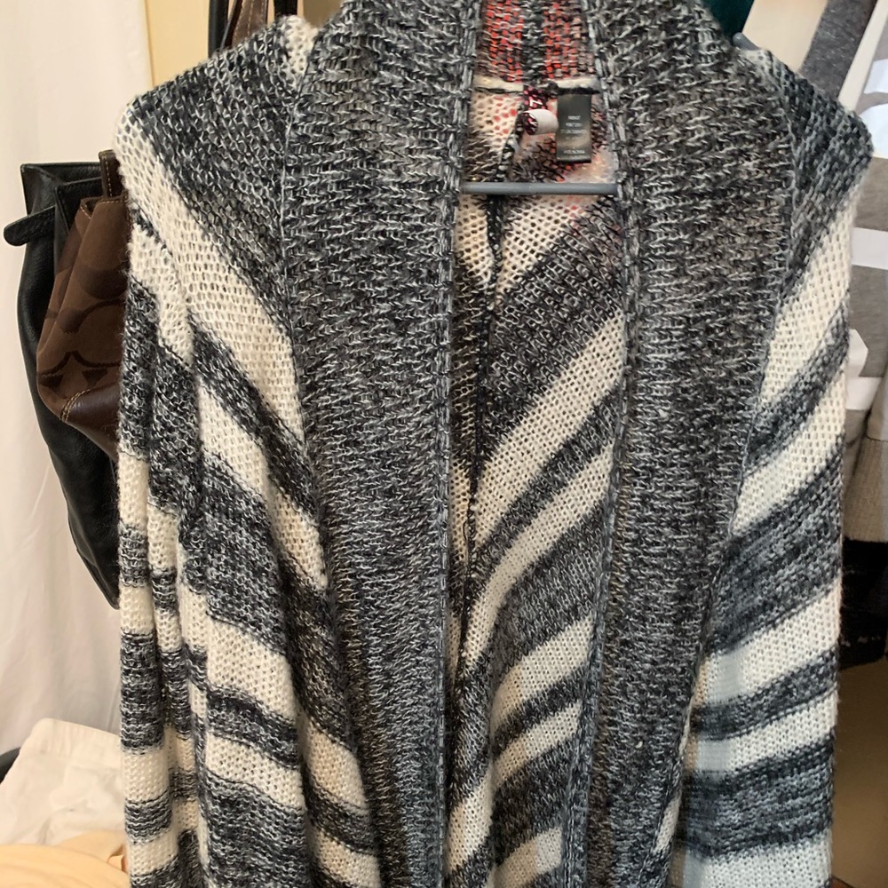 Woven cardigan - large